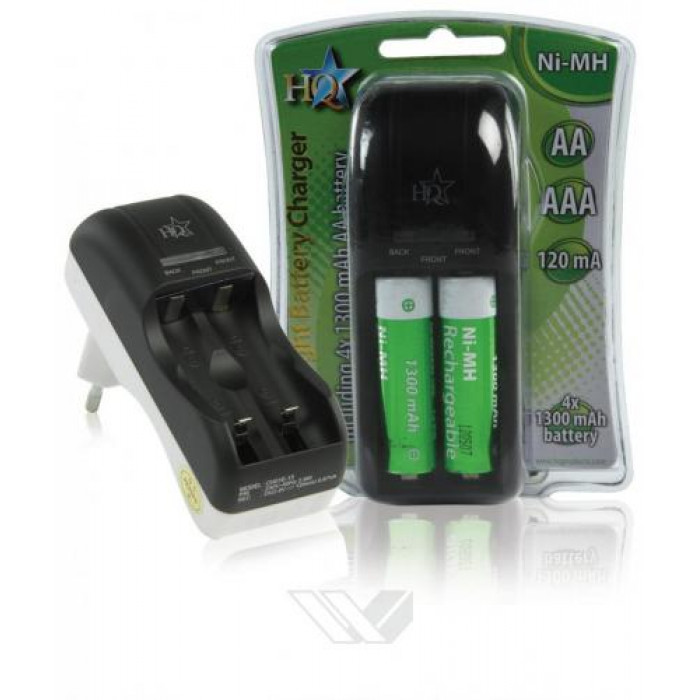 Incarcator cu 4 acumulatori AA de 1300 mAh