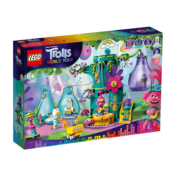 Sarbatoarea populara din sat Lego Trolls