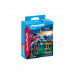 Figurina razboinic cu arme Playmobil