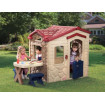 Casuta picnic cu terasa maro Little Tikes