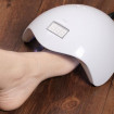 Lampa manichiura UV LED Cu Afisaj Pilot, Putere 48 wati si Aprindere Automata la introducera mainii