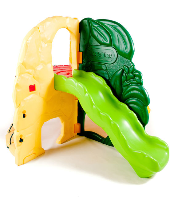 Spatiu de catarat cu tobogan little tikes