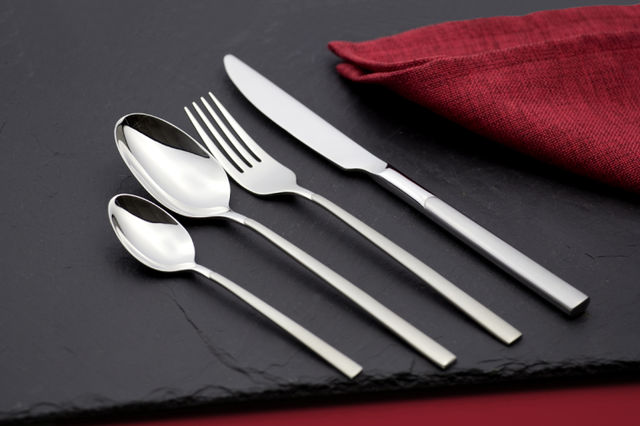 Set tacamuri 24 piese + cutie aspen