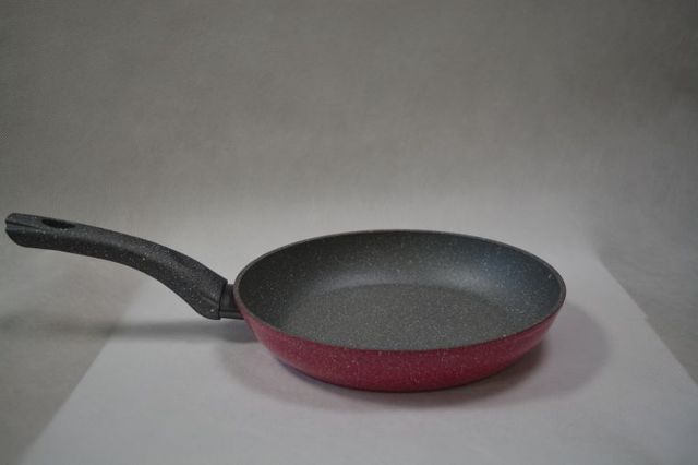 Tigaie invelis non-stick 24cm petra