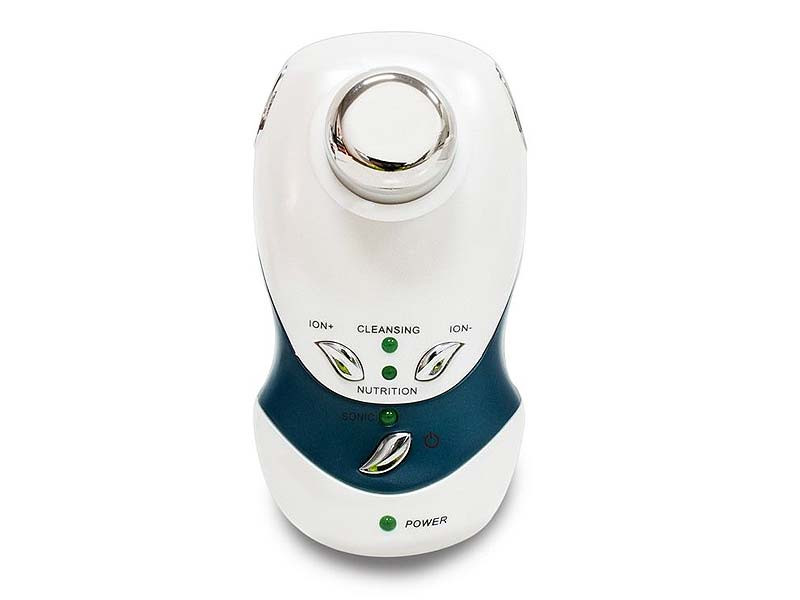 Qmed 816-cm3 - echipament de frumusete faciala prin ultrasunete si ionizare